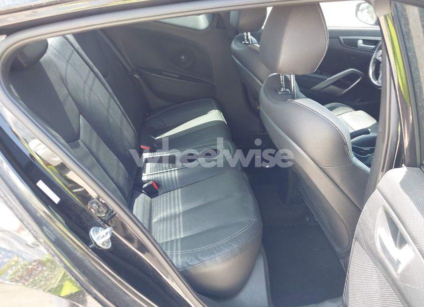 Photo 8 of 2016 Hyundai Veloster TURBO (VIN KMHTC6AEXGU281207)