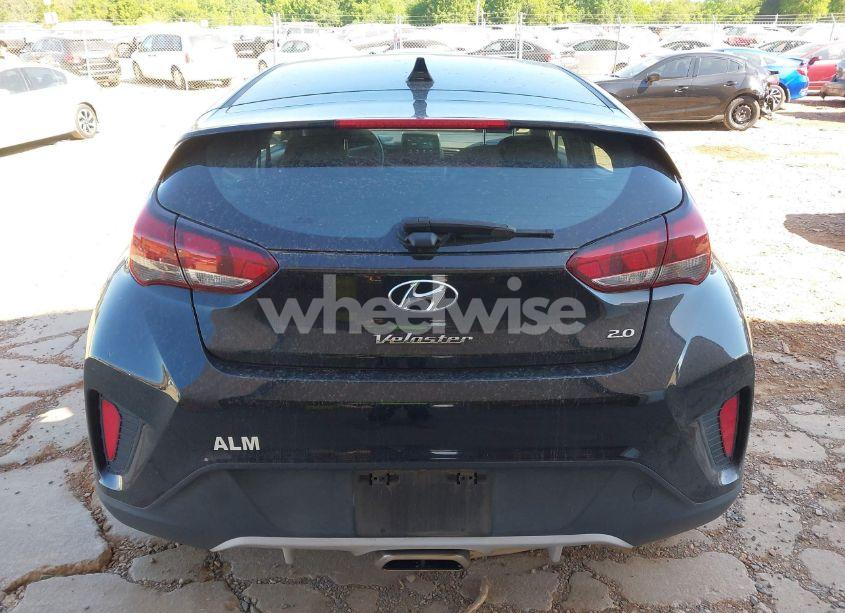 Photo 16 of 2021 Hyundai Veloster 2.0 (VIN KMHTG6AF0MU032598)
