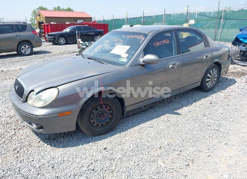 Photo 2 of 2002 Hyundai Sonata GLS (VIN KMHWF25H72A684427)