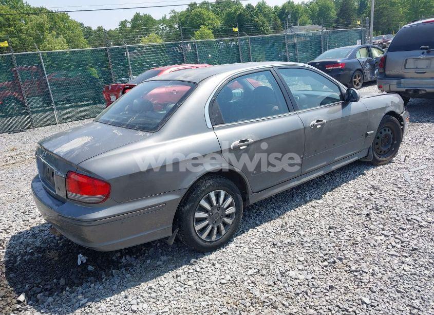 Photo 4 of 2002 Hyundai Sonata GLS (VIN KMHWF25H72A684427)