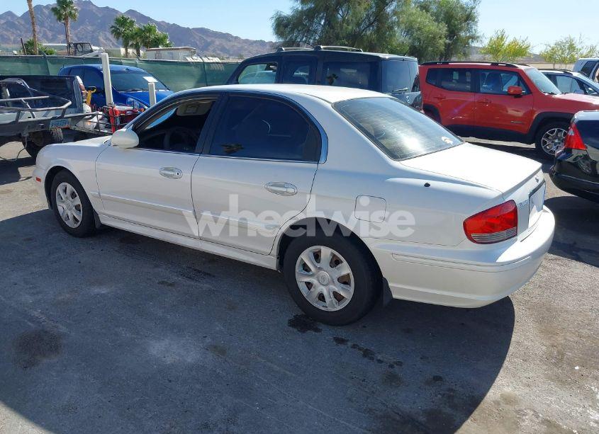 Photo 3 of 2003 Hyundai Sonata BASE W/2.7L V6 (VIN KMHWF25HX3A822513)