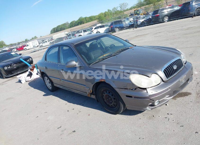 2003 Hyundai Sonata (VIN KMHWF25S03A877600) main photo