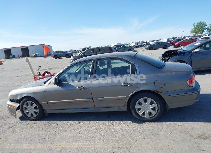 Photo 15 of 2003 Hyundai Sonata (VIN KMHWF25S03A877600)