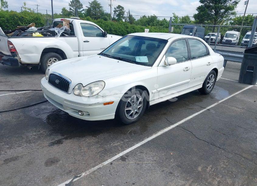 Photo 2 of 2005 Hyundai Sonata GL (VIN KMHWF25S15A155488)