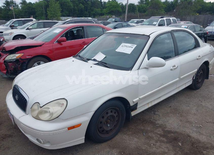 Photo 2 of 2004 Hyundai Sonata (VIN KMHWF25S34A045671)