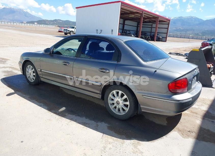 Photo 3 of 2003 Hyundai Sonata GLS/LX (VIN KMHWF35H03A895363)
