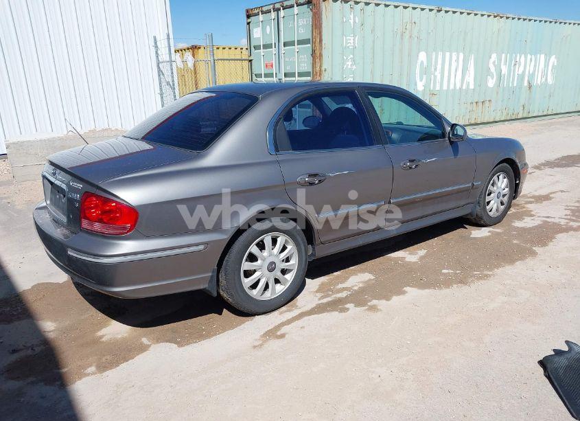 Photo 4 of 2003 Hyundai Sonata GLS/LX (VIN KMHWF35H03A895363)