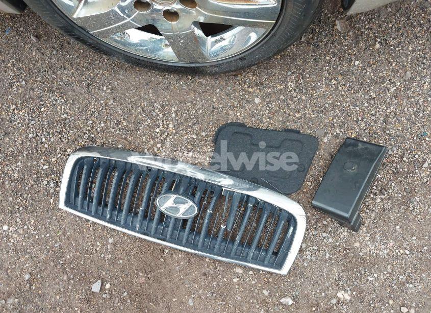 Photo 12 of 2004 Hyundai Sonata GLS/LX (VIN KMHWF35H04A041801)