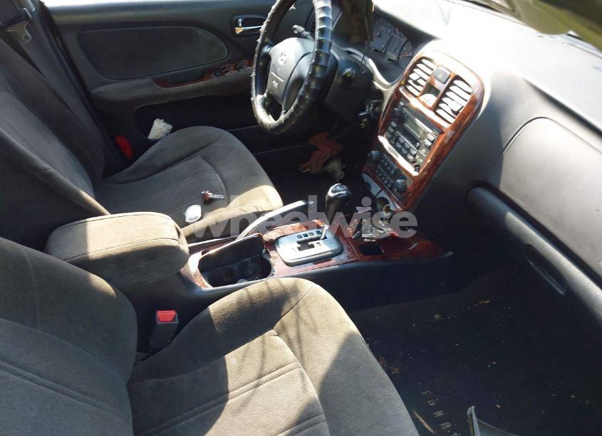 Photo 5 of 2005 Hyundai Sonata GLS/LX (VIN KMHWF35H05A132858)