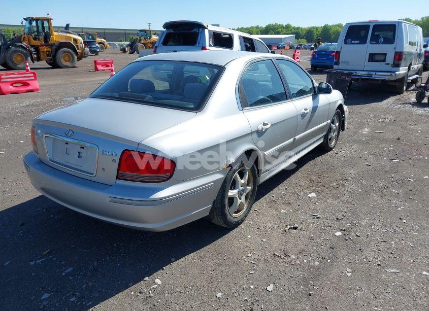 Photo 4 of 2005 Hyundai Sonata GLS/LX (VIN KMHWF35H15A142041)