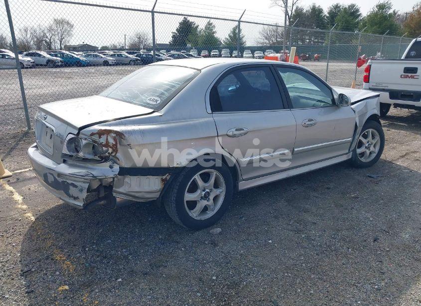 Photo 4 of 2005 Hyundai Sonata GLS/LX (VIN KMHWF35H15A179655)