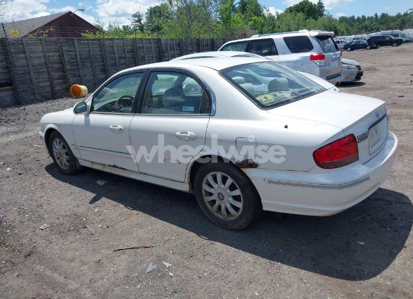 Photo 3 of 2003 Hyundai Sonata GLS/LX (VIN KMHWF35H23A892397)