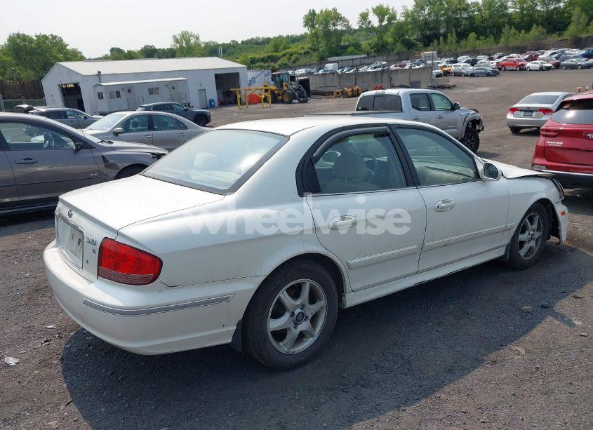 Photo 4 of 2005 Hyundai Sonata GLS/LX (VIN KMHWF35H45A148187)