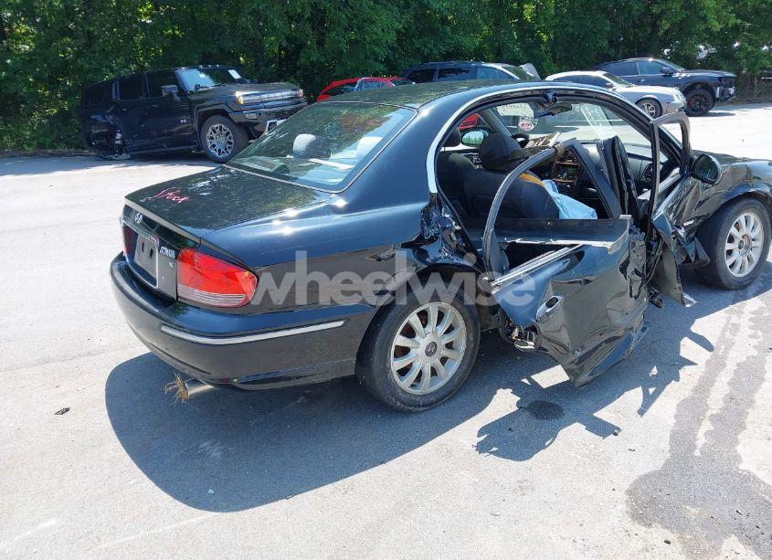 Photo 4 of 2004 Hyundai Sonata GLS/LX (VIN KMHWF35H54A081162)