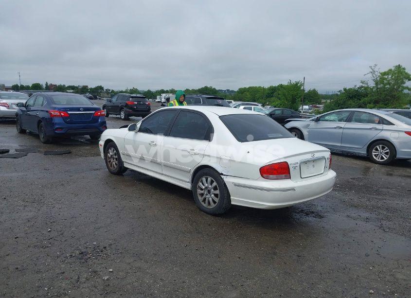 Photo 3 of 2005 Hyundai Sonata GLS/LX (VIN KMHWF35H55A126294)