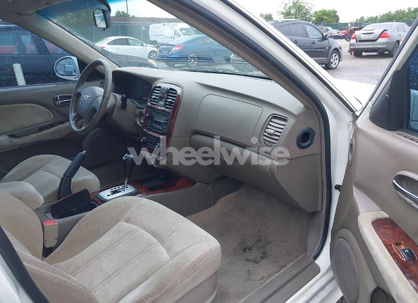 Photo 5 of 2005 Hyundai Sonata GLS/LX (VIN KMHWF35H55A126294)