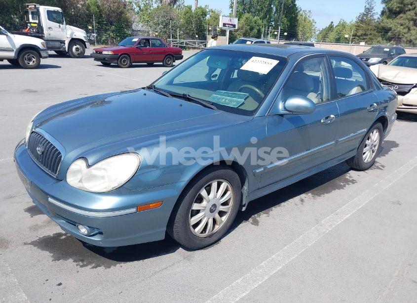Photo 2 of 2005 Hyundai Sonata GLS/LX (VIN KMHWF35H65A193857)
