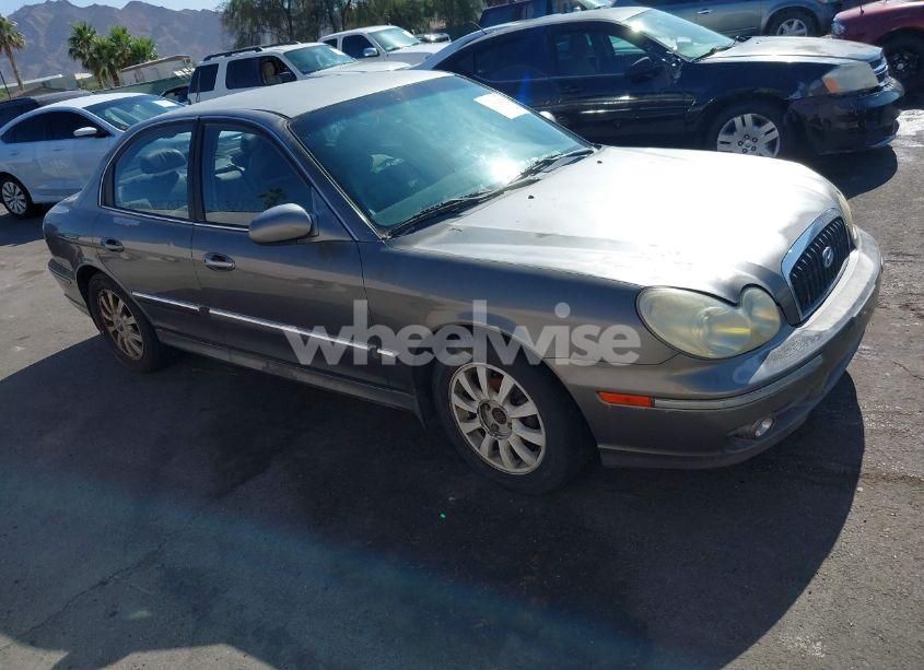 Photo 12 of 2002 Hyundai Sonata GLS/LX (VIN KMHWF35H72A679850)
