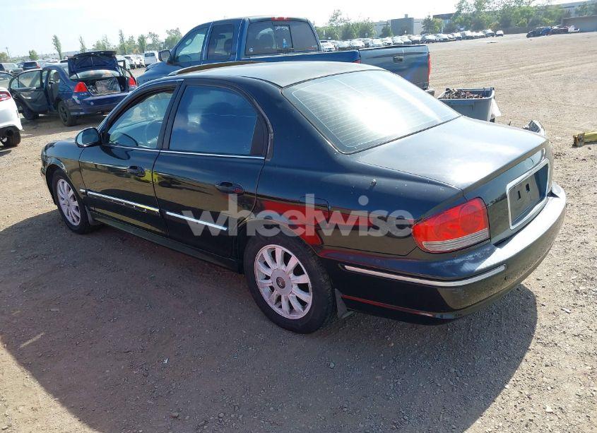 Photo 3 of 2002 Hyundai Sonata GLS/LX (VIN KMHWF35H82A714461)