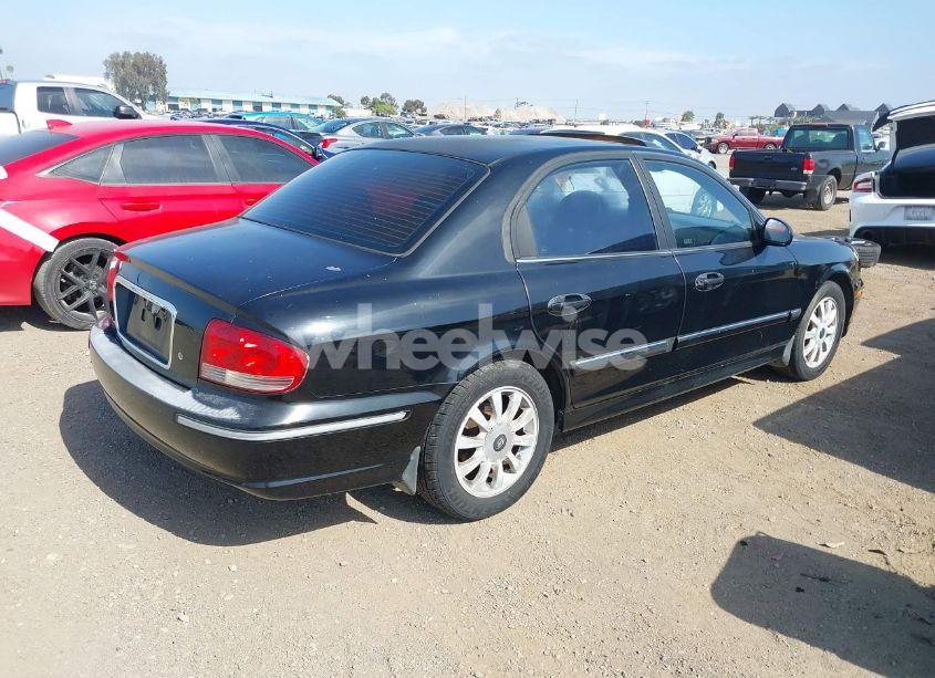 Photo 4 of 2002 Hyundai Sonata GLS/LX (VIN KMHWF35H82A714461)