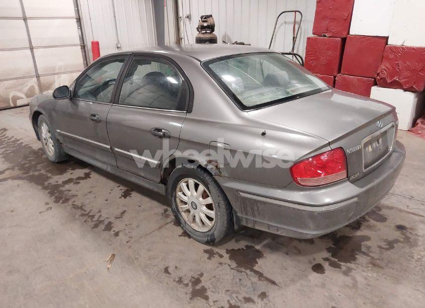 Photo 3 of 2003 Hyundai Sonata GLS/LX (VIN KMHWF35H83A876981)