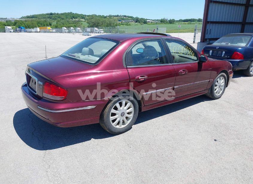 Photo 4 of 2002 Hyundai Sonata GLS/LX (VIN KMHWF35H92A534115)