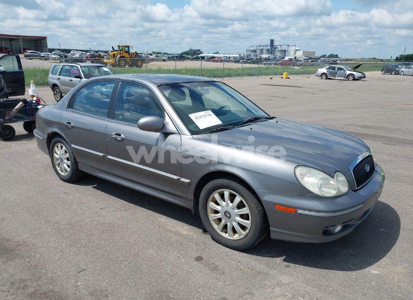 2004 Hyundai Sonata GLS/LX (VIN KMHWF35H94A982759) main photo
