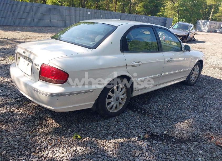 Photo 4 of 2003 Hyundai Sonata GLS/LX (VIN KMHWF35HX3A884760)