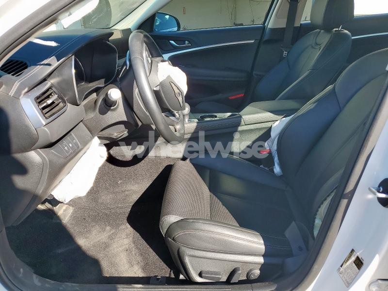 Photo 5 of 2025 GENESIS G70 BASE N/A (VIN KMTG34SC2SU148216)