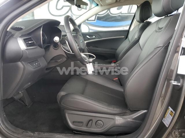 Photo 5 of 2025 GENESIS G70 BASE N/A (VIN KMTG34SC8SU156367)