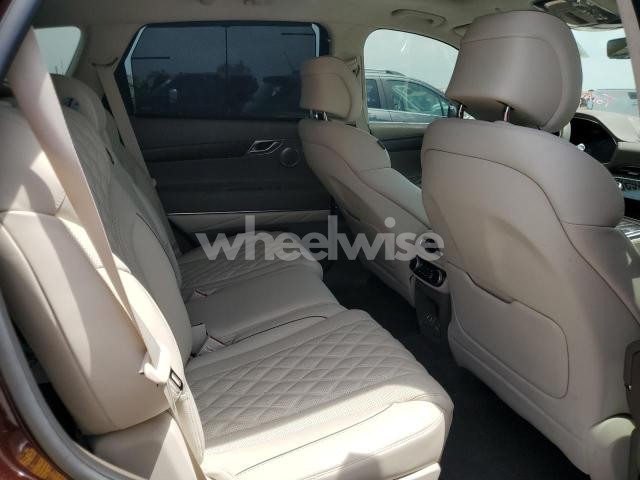 Photo 12 of 2021 GENESIS GV80 BASE N/A (VIN KMUHCESC0MU037303)