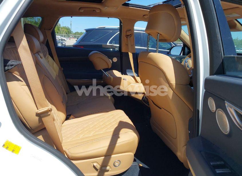 Photo 8 of 2024 Genesis Gv80 3.5T AWD (VIN KMUHCESC5RU205007)