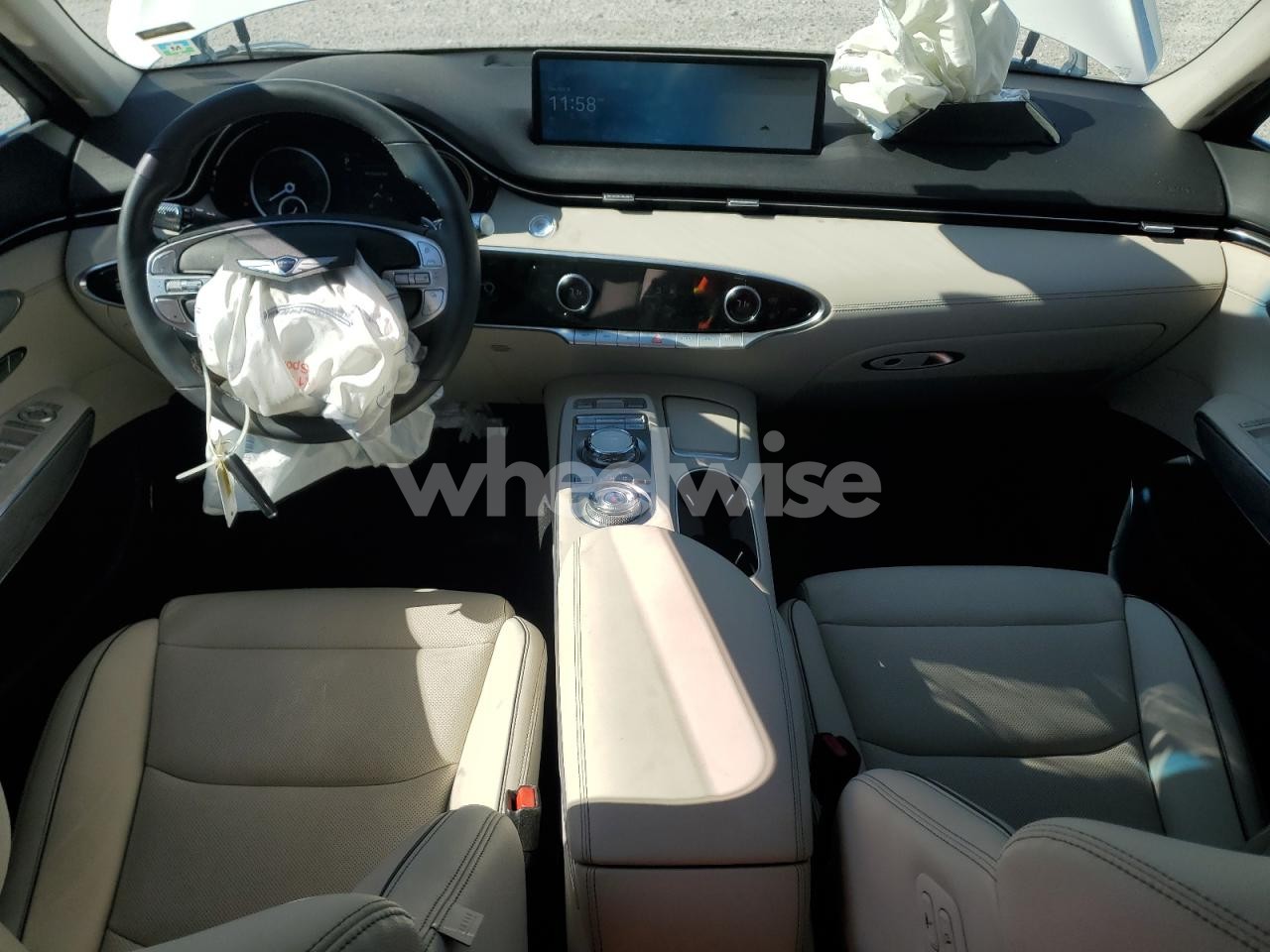 Photo 8 of 2025 GENESIS GV70 BASE (VIN KMUMADTB3SU214220)