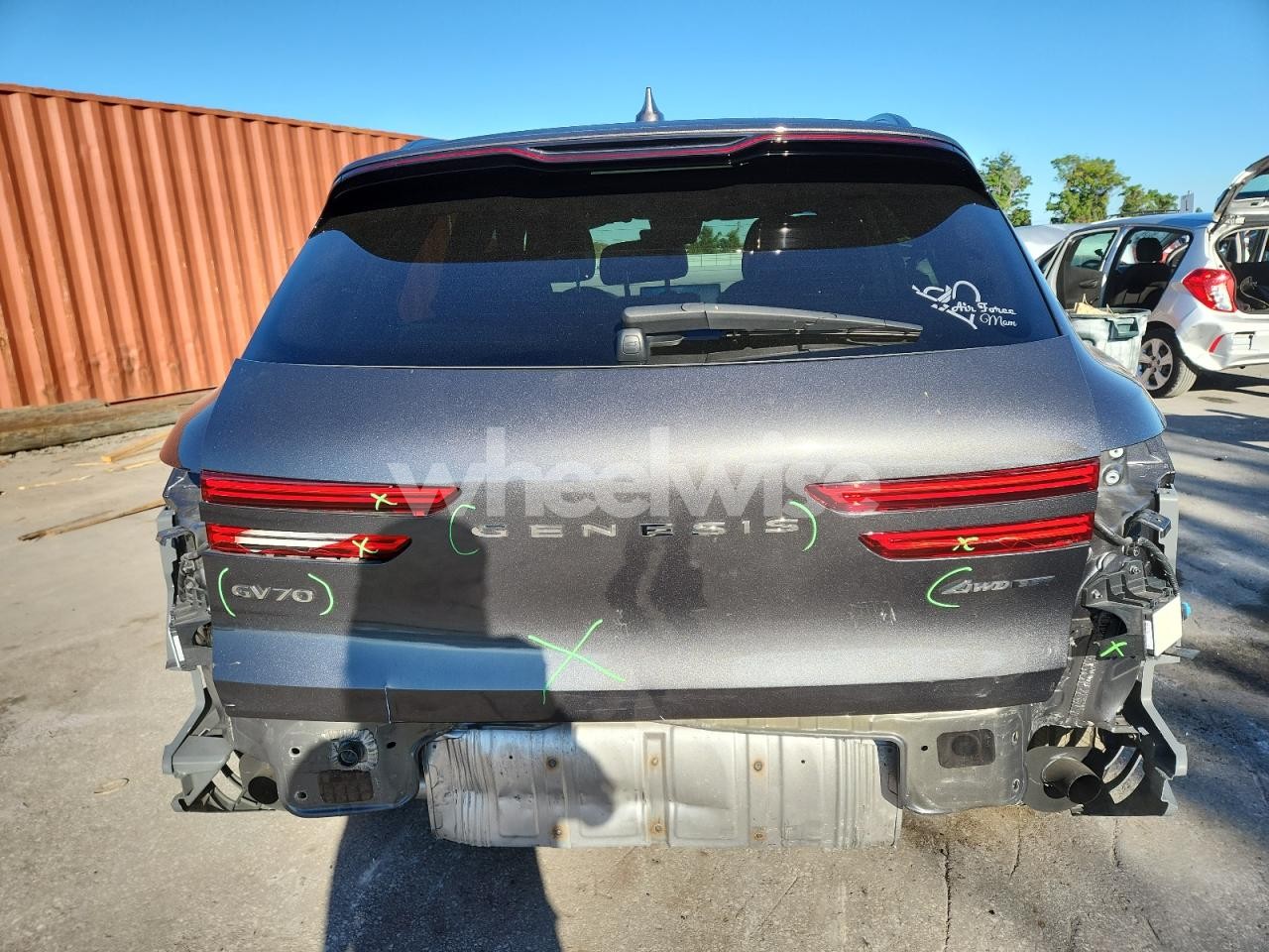 Photo 6 of 2022 GENESIS GV70 BASE (VIN KMUMCDTC3NU042620)