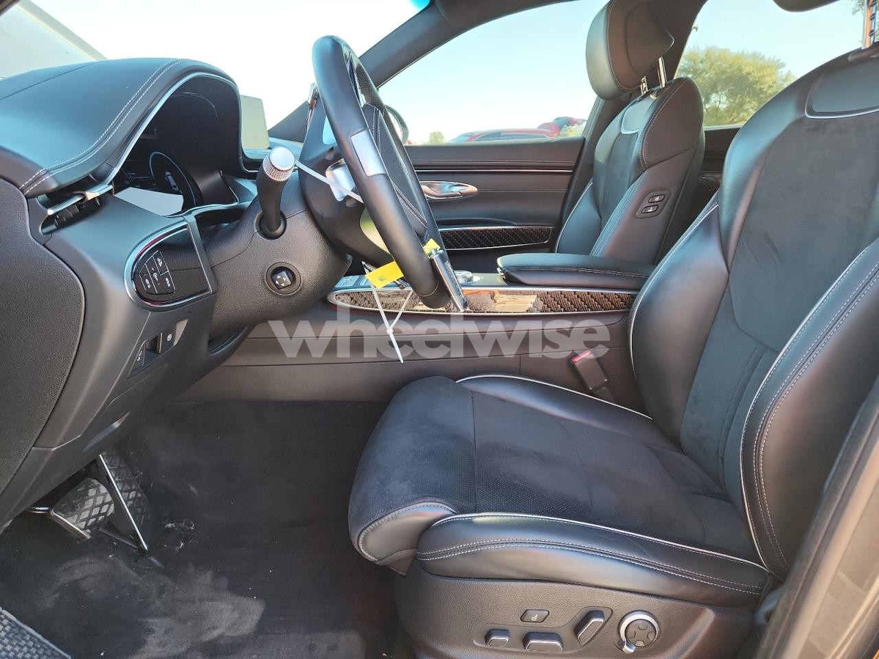 Photo 7 of 2022 GENESIS GV70 BASE (VIN KMUMCDTC3NU042620)