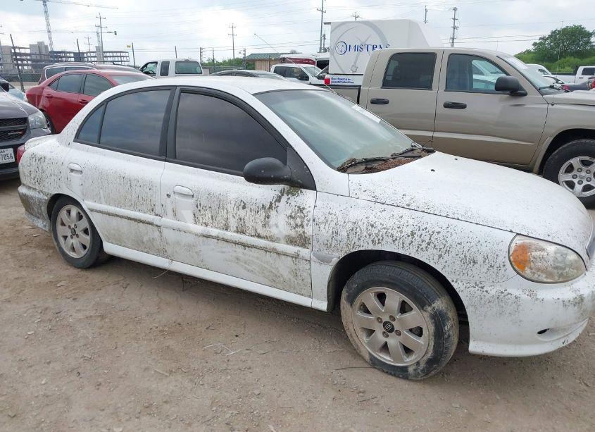 Photo 13 of 2002 Kia Rio (VIN KNADC123326189892)