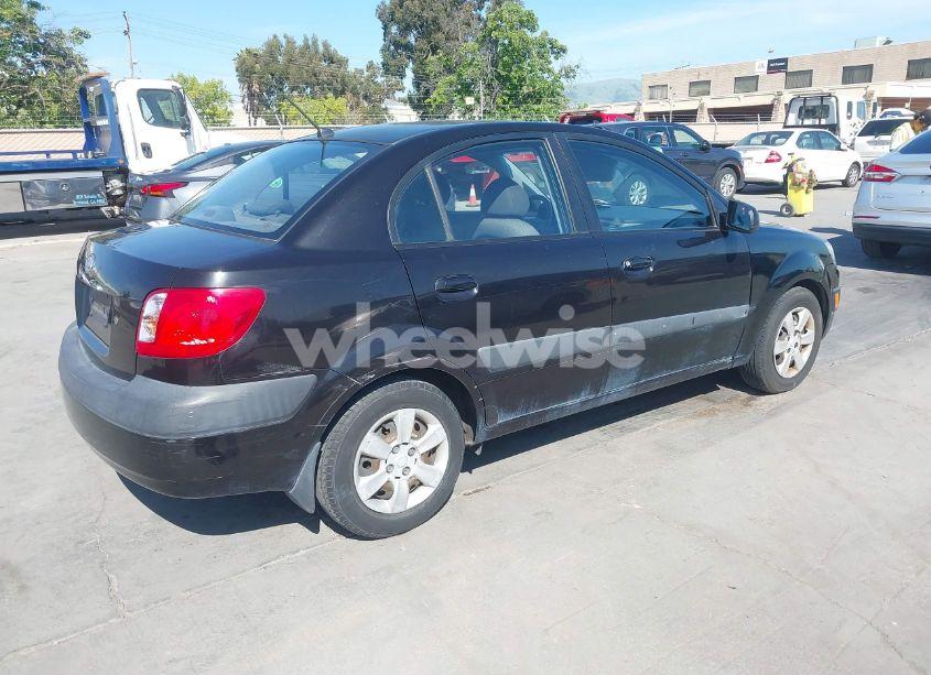 Photo 4 of 2007 Kia Rio LX/SX (VIN KNADE123476266433)