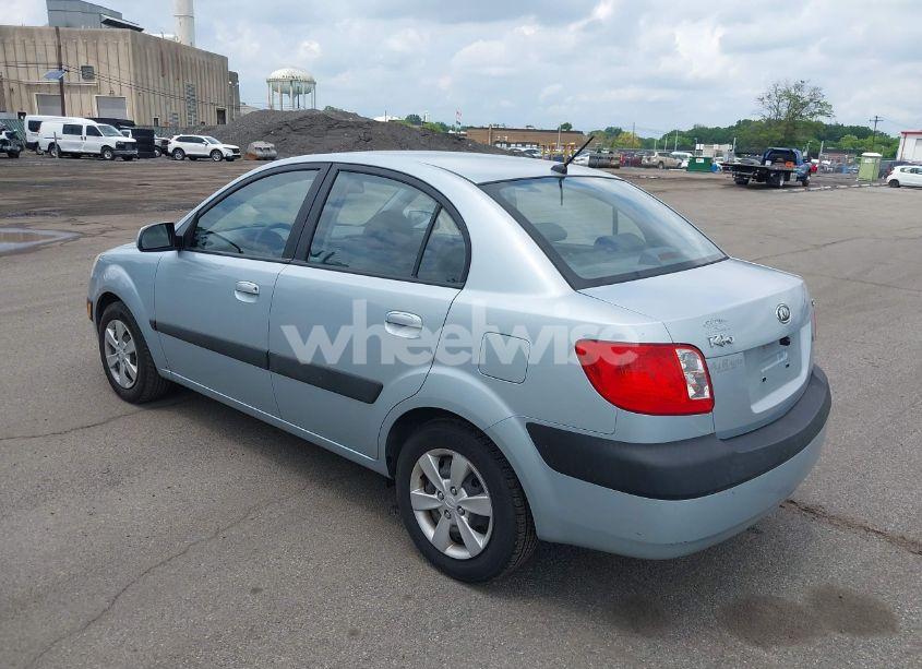 Photo 3 of 2008 Kia Rio LX (VIN KNADE123586342565)