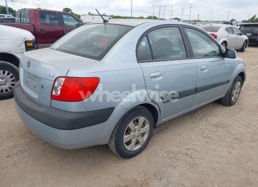 Photo 4 of 2008 Kia Rio LX (VIN KNADE123586426952)