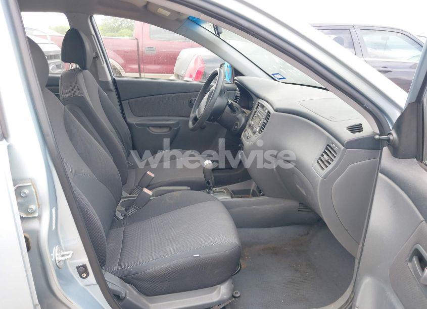 Photo 5 of 2008 Kia Rio LX (VIN KNADE123586426952)