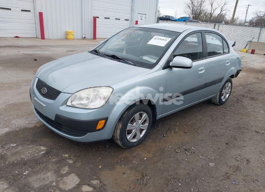 Photo 2 of 2007 Kia Rio LX (VIN KNADE123976278111)