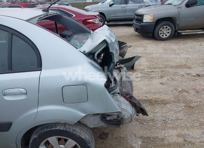 Photo 20 of 2007 Kia Rio LX (VIN KNADE123976278111)
