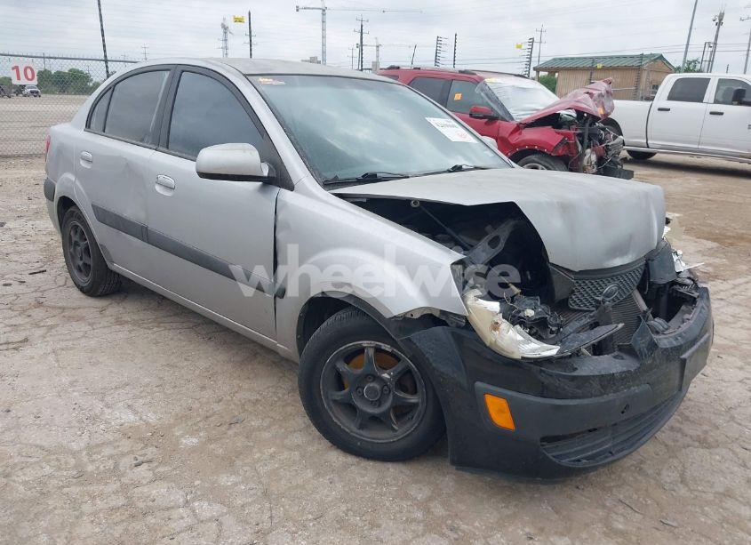 2006 Kia Rio LX (VIN KNADE123X66096030) main photo