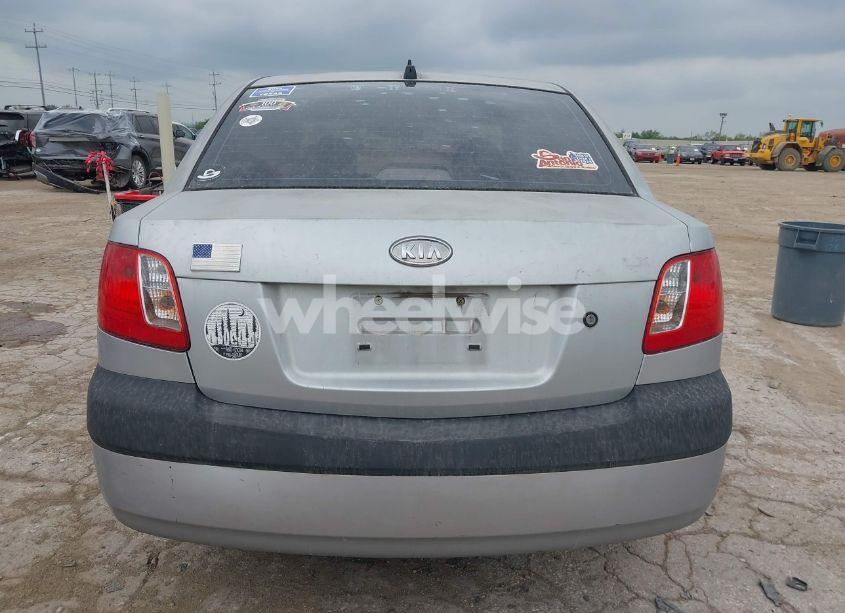 Photo 16 of 2006 Kia Rio LX (VIN KNADE123X66096030)