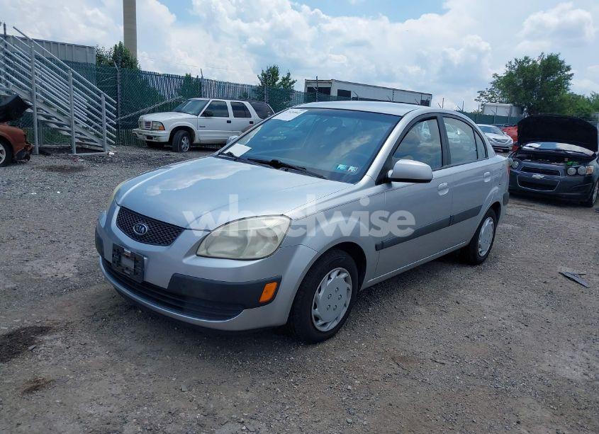 Photo 6 of 2007 Kia Rio LX (VIN KNADE123X76236031)