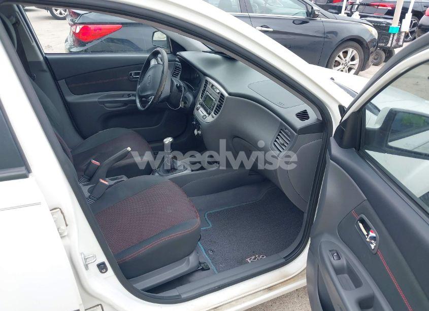 Photo 5 of 2009 Kia Rio SX (VIN KNADE223096557455)