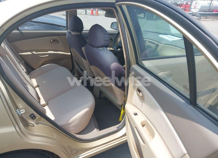 Photo 8 of 2009 Kia Rio LX (VIN KNADE223296477011)