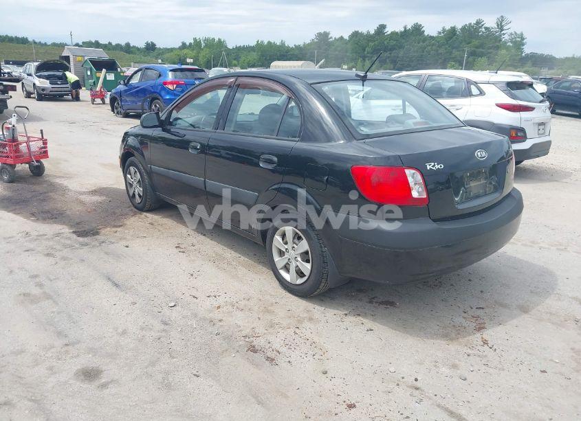 Photo 3 of 2009 Kia Rio LX (VIN KNADE223296538583)