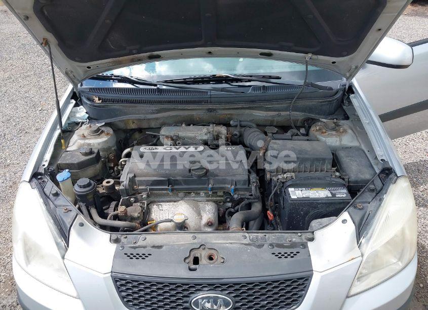 Photo 10 of 2009 Kia Rio LX (VIN KNADE223696505103)