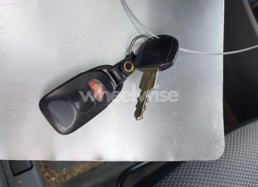 Photo 11 of 2009 Kia Rio LX (VIN KNADE223696505103)